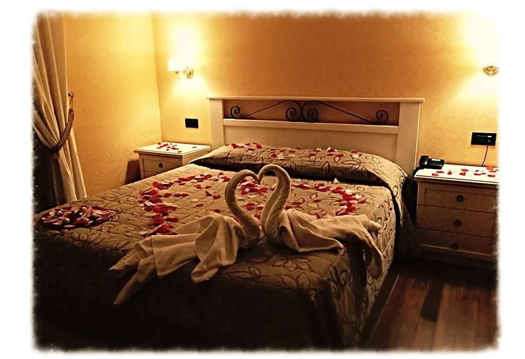 Hotel Maximo-1