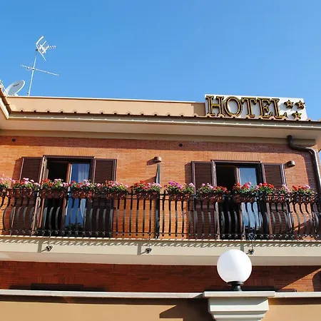 Hotel Maximo-3